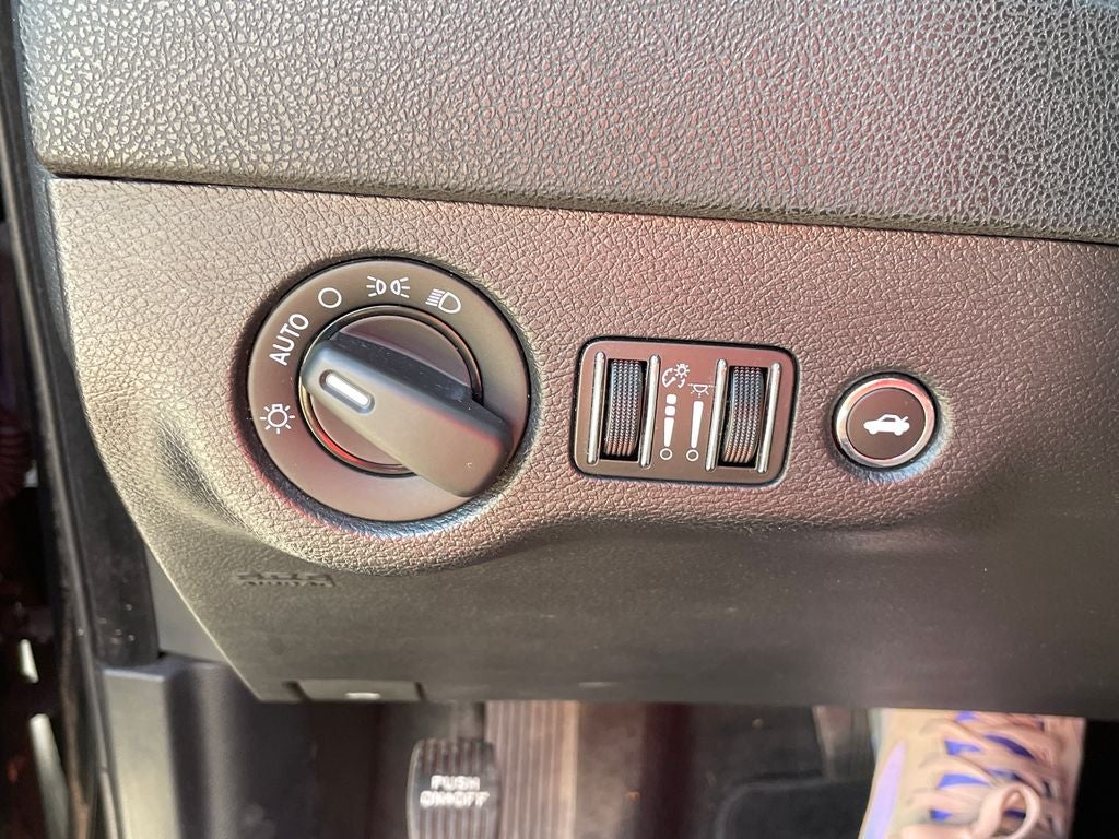 2012 Dodge Charger SE