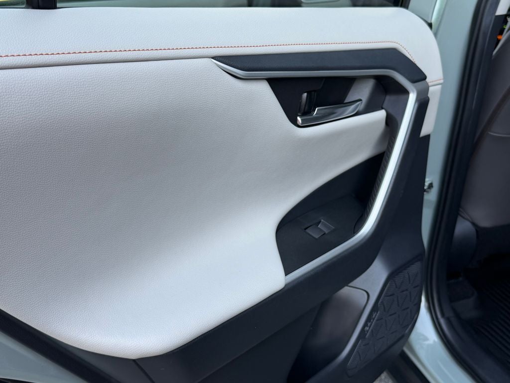 2019 Toyota RAV4 Adventure