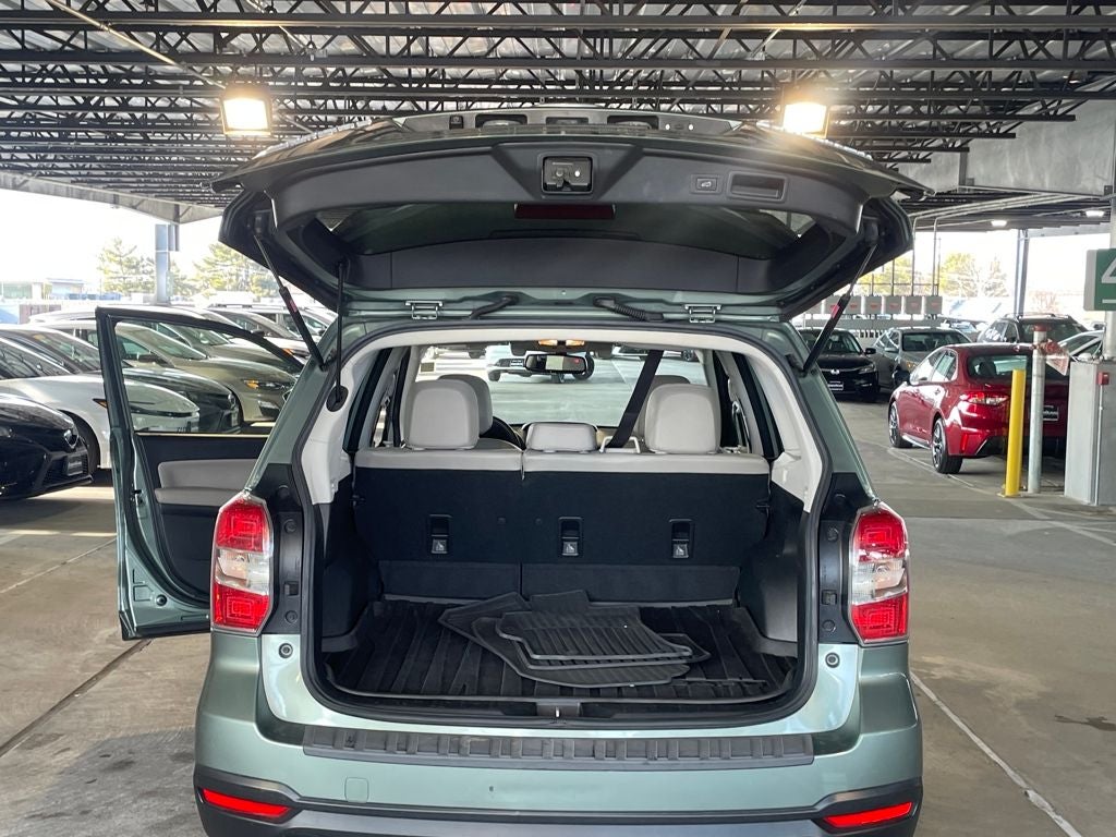 2016 Subaru Forester 2.5i Touring