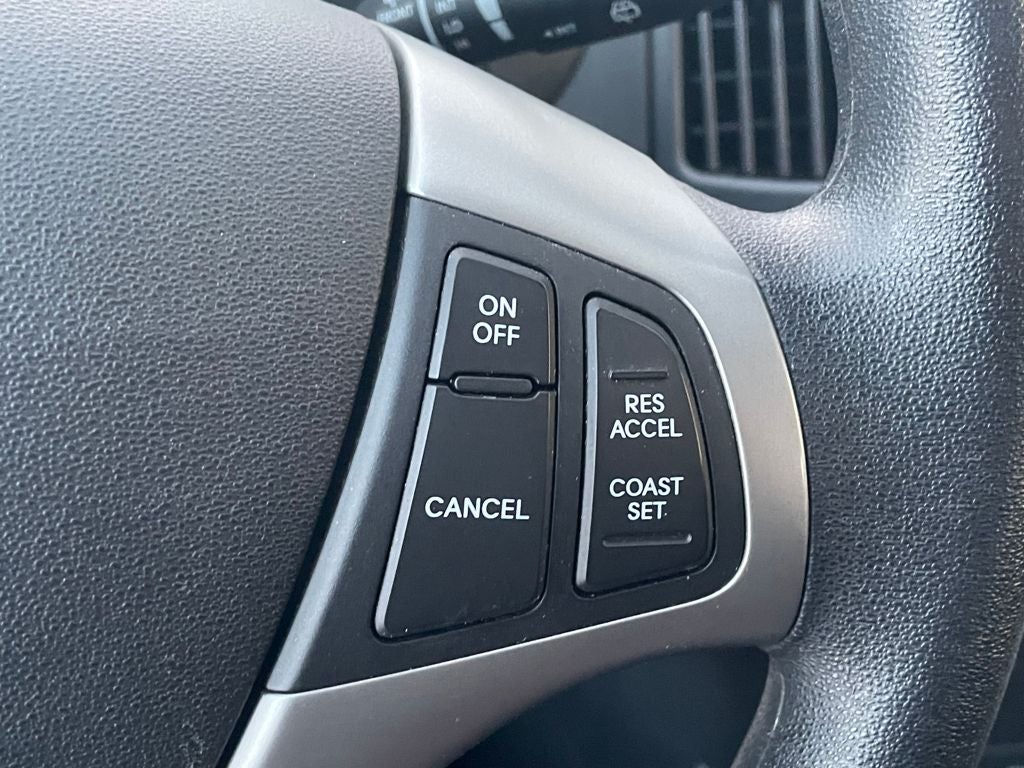 2012 Hyundai Elantra Touring GLS