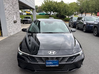 2025 Hyundai Elantra SE