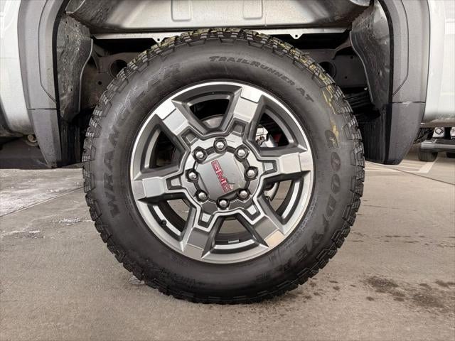 2025 GMC Sierra HD SLE