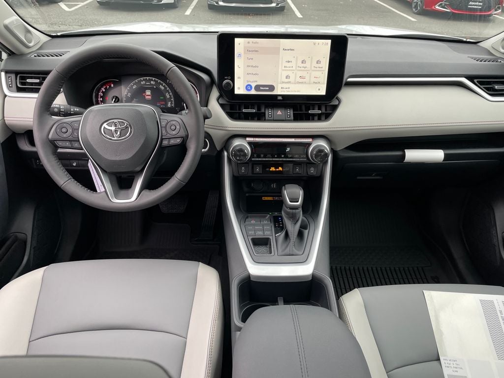 2025 Toyota RAV4 XLE Premium