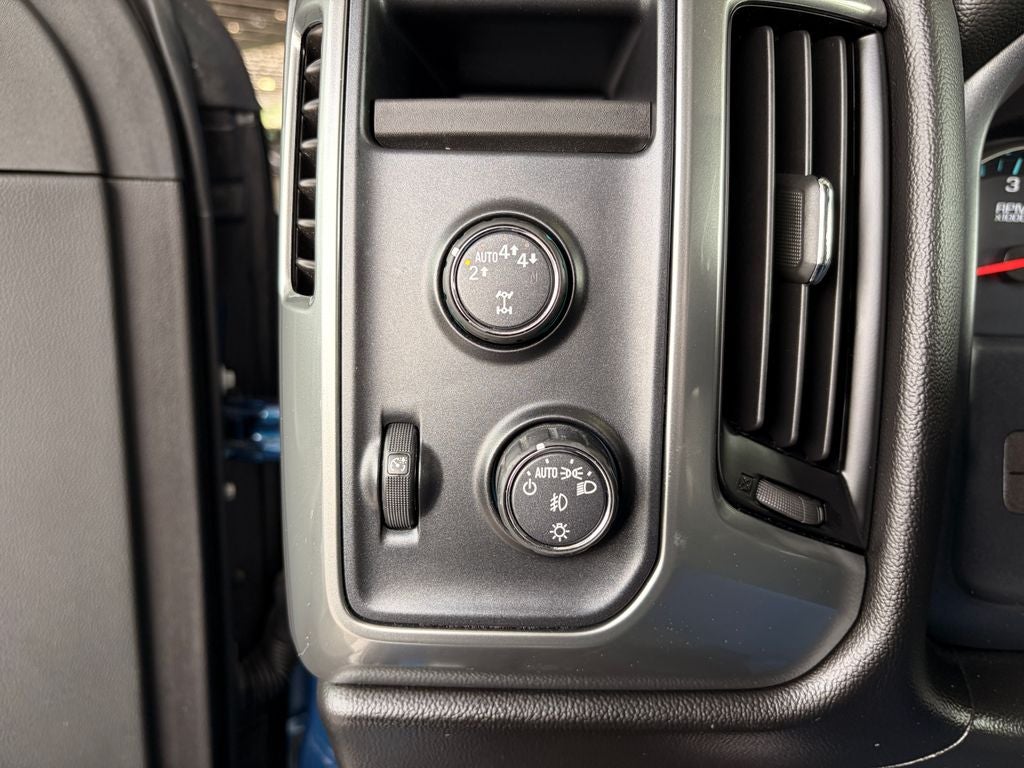 2018 Chevrolet Silverado LT LT1