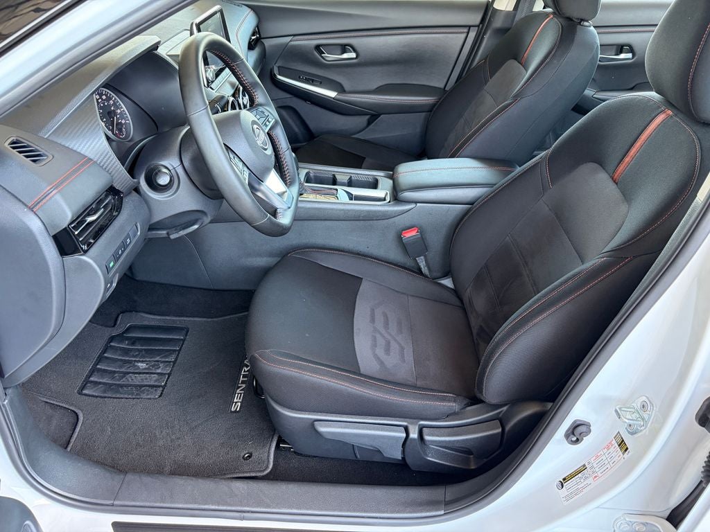 2025 Nissan Sentra SR - Photo 11