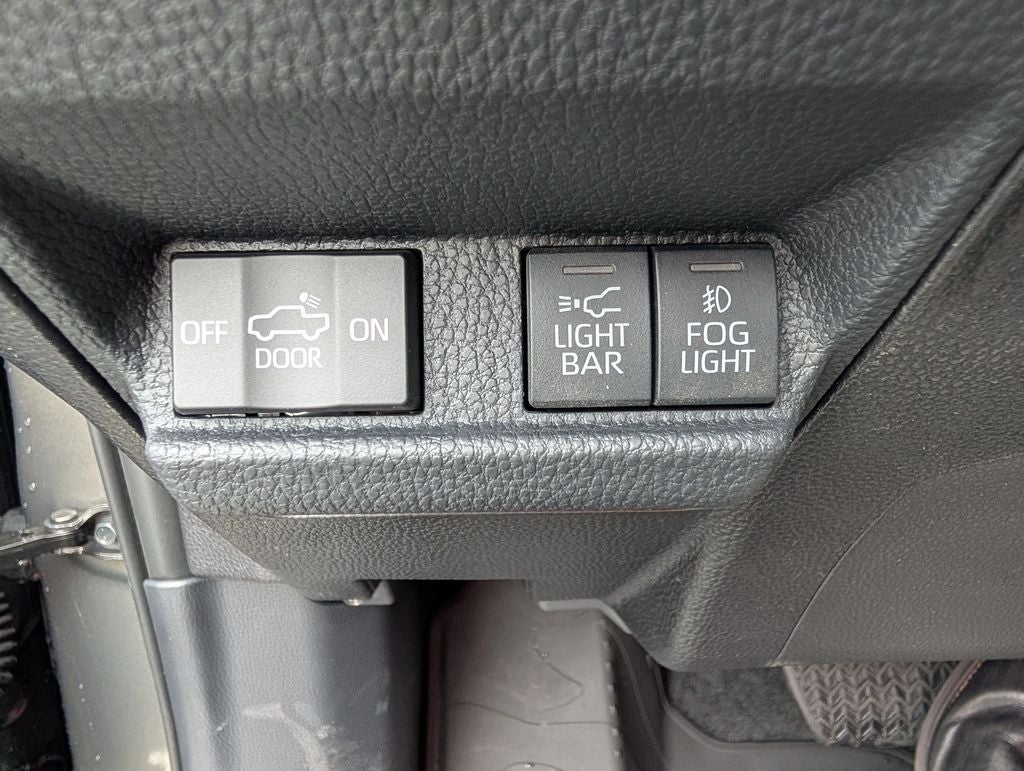 2026 Toyota Tacoma i-FORCE MAX Trailhunter