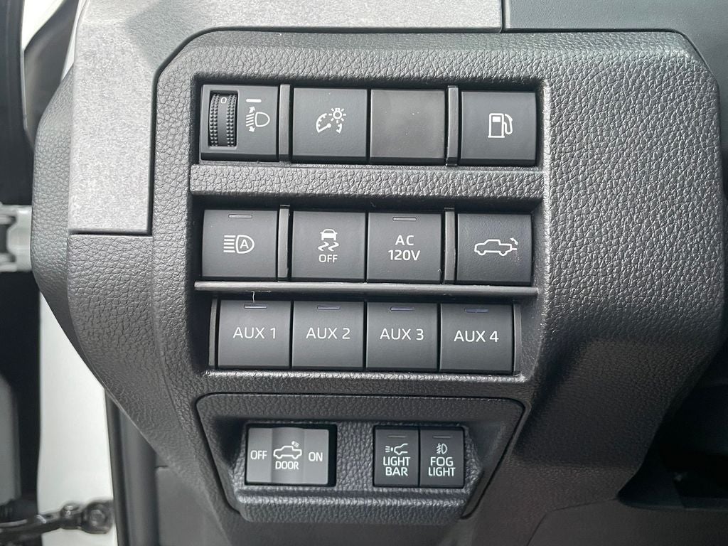 2025 Toyota Tacoma i-FORCE MAX Trailhunter