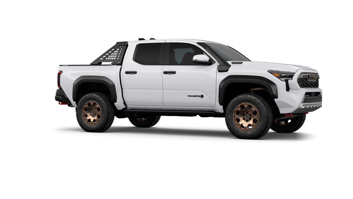 2025 Toyota Tacoma i-FORCE MAX Trailhunter