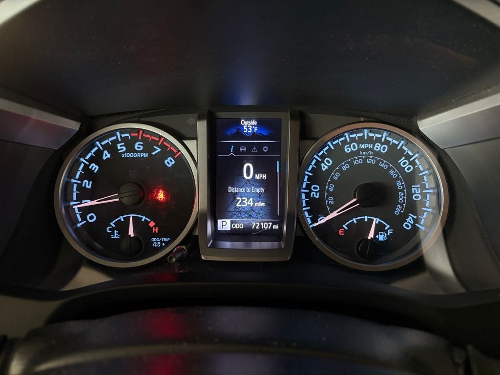 2022 Toyota TACOMA SR5 SR5