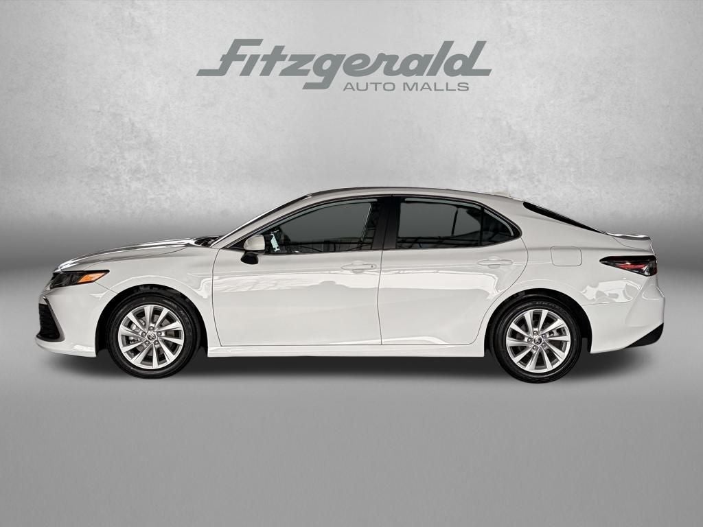 2024 Toyota CAMRY LE