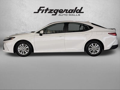 2025 Toyota CAMRY LE