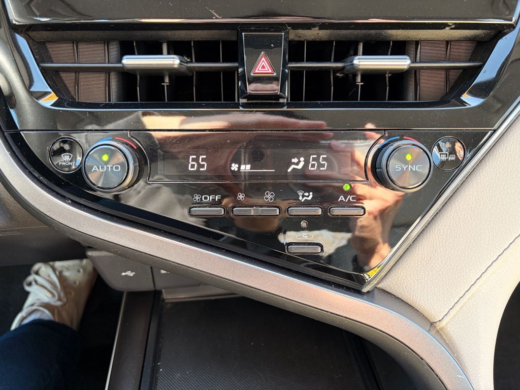 2023 Toyota CAMRY SE