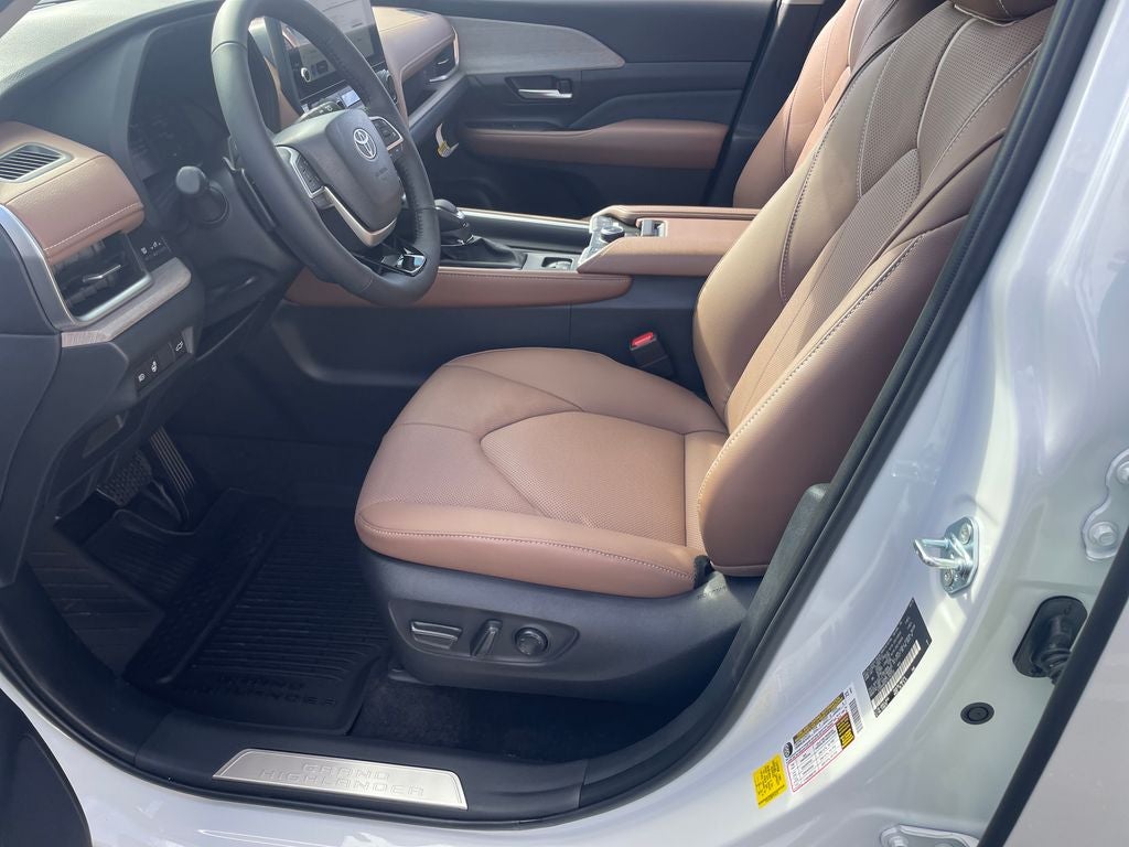 2026 Toyota Grand Highlander Platinum