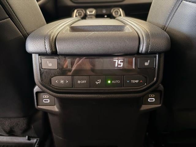 2026 Toyota GRAND HIGHLANDER HEV Limited