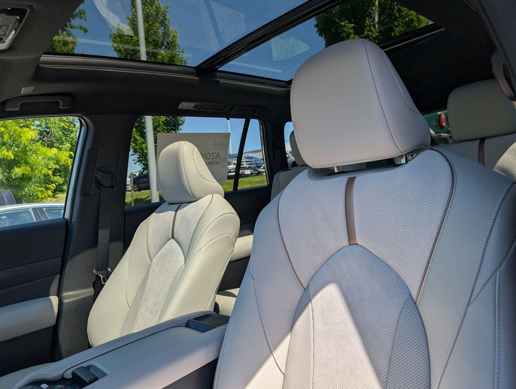 2026 Toyota Grand Highlander Hybrid Hybrid MAX Platinum