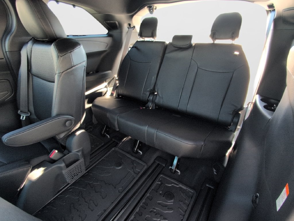 2026 Toyota Sienna Woodland Edition