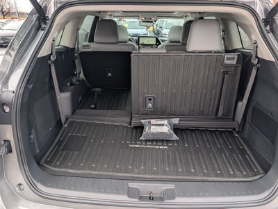 2026 Toyota Highlander Hybrid Hybrid Platinum