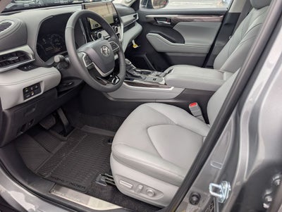 2026 Toyota Highlander Hybrid Hybrid Platinum