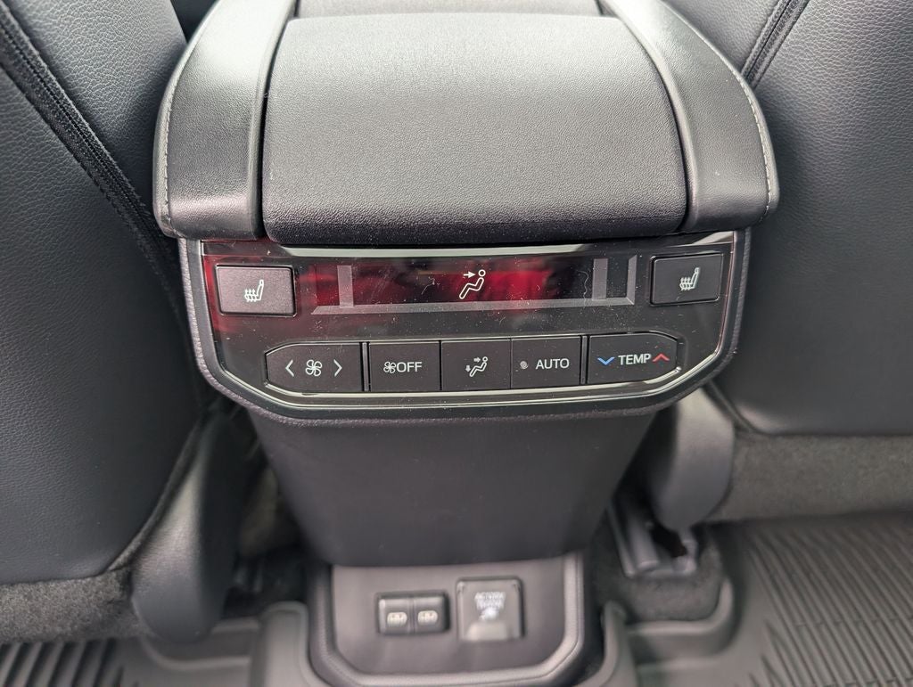 2026 Toyota Highlander Hybrid Hybrid Platinum