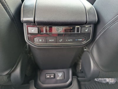 2026 Toyota Highlander Hybrid Hybrid Platinum