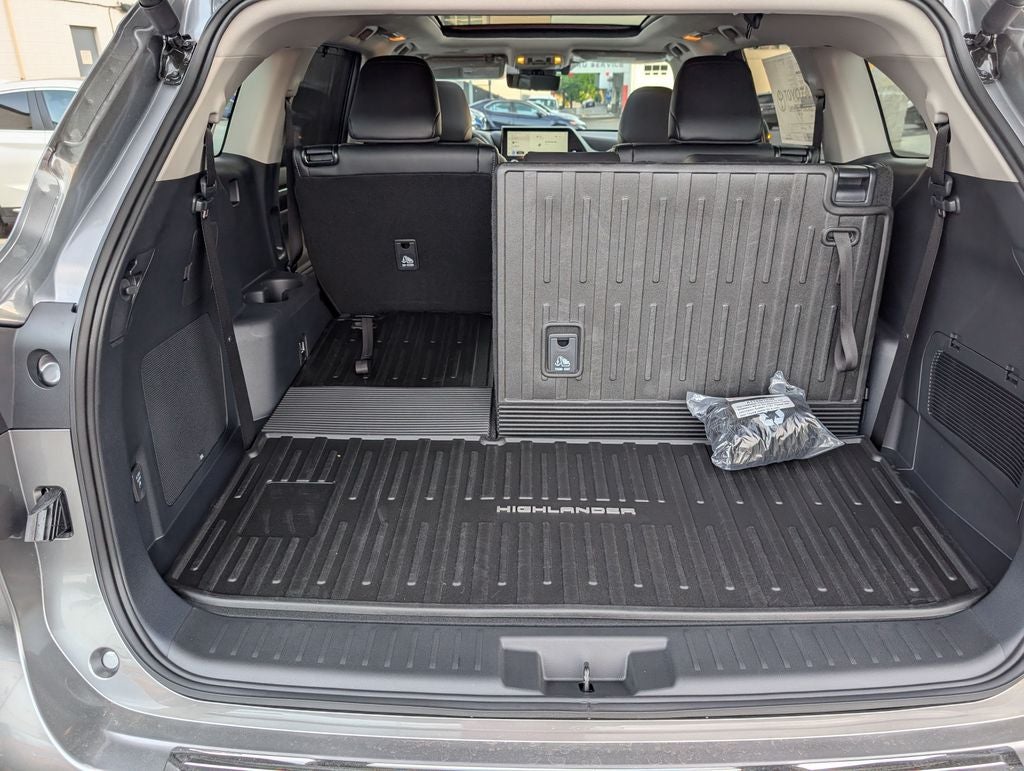 2026 Toyota Highlander Hybrid Hybrid Platinum