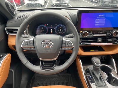 2026 Toyota Highlander Platinum