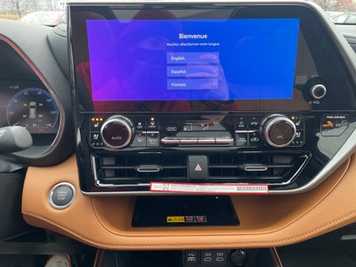 2026 Toyota Highlander Platinum