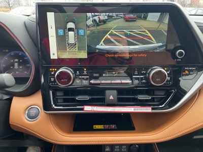 2026 Toyota Highlander Platinum