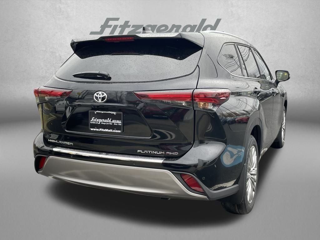 2026 Toyota Highlander Platinum