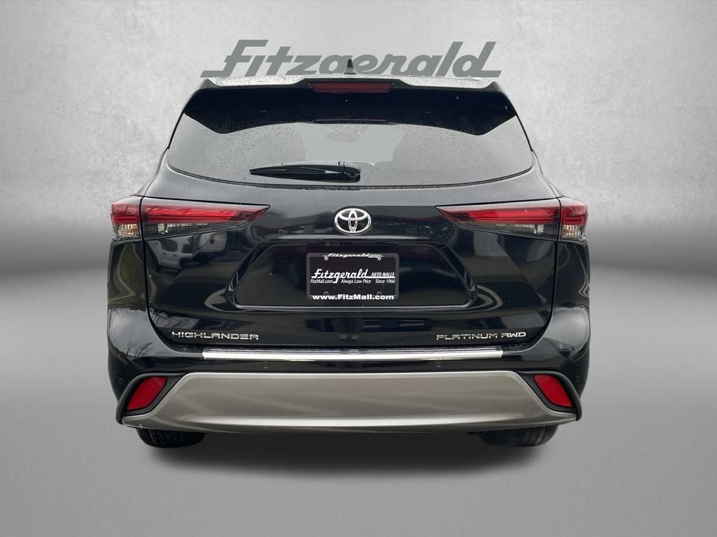 2026 Toyota Highlander Platinum