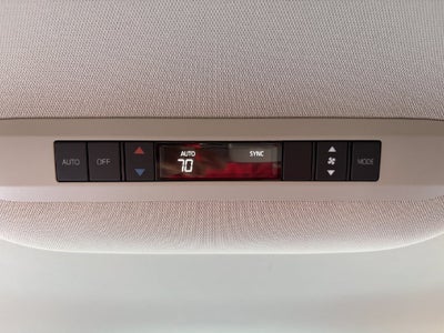 2025 Toyota Sienna LE 8 Passenger