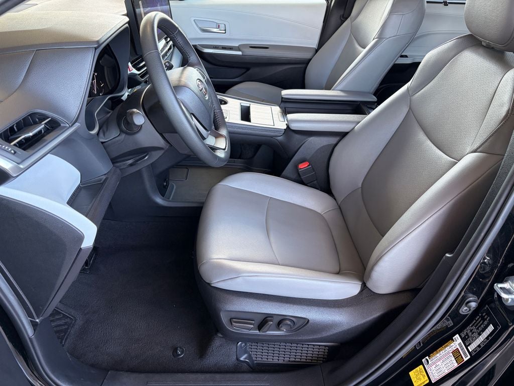 2026 Toyota Sienna XLE 8 Passenger