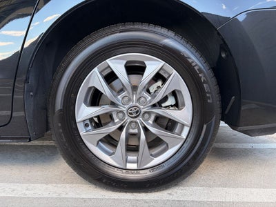 2026 Toyota Sienna XLE 8 Passenger