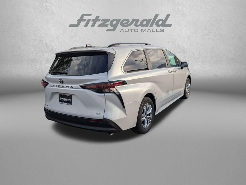 2026 Toyota Sienna XLE