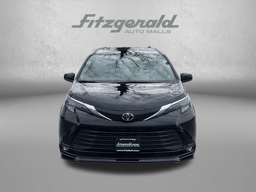 2026 Toyota Sienna XLE