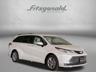 2026 Toyota SIENNA LTD AWD Limited 7 Passenger