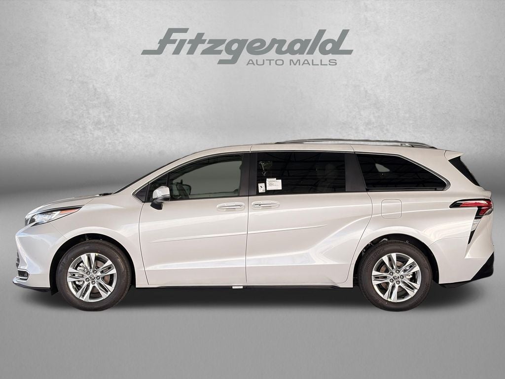 2026 Toyota Sienna Limited 7 Passenger