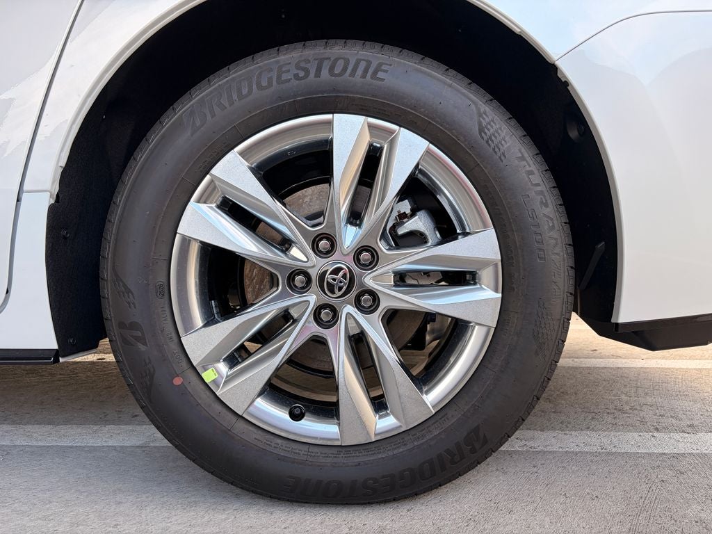 2026 Toyota Sienna Limited 7 Passenger