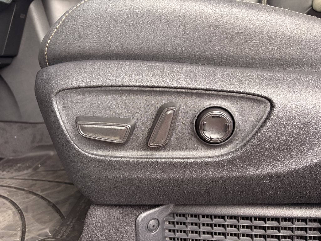 2026 Toyota Sienna Limited 7 Passenger