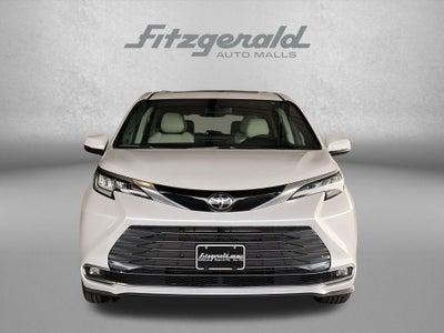 2026 Toyota Sienna Limited 7 Passenger