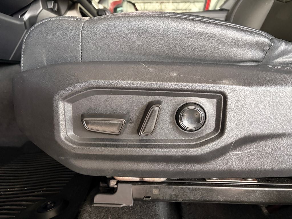 2023 Toyota TUNDRA 4X4 Limited