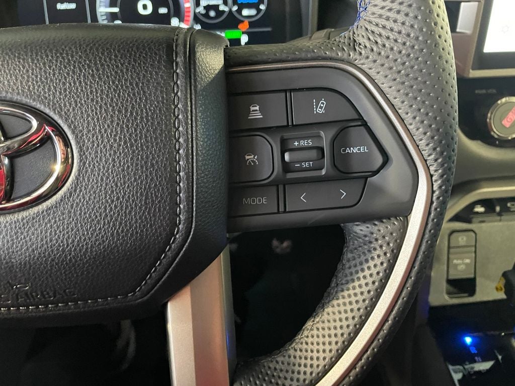 2026 Toyota Tundra i-FORCE MAX Platinum i-FORCE MAX