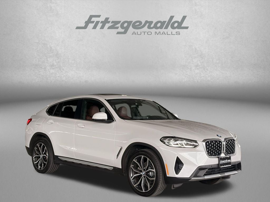 2023 BMW X4 xDrive30i's photo