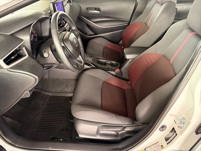 2025 Toyota COROLLA SE