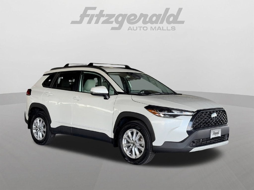 2024 Toyota Corolla Cross LE