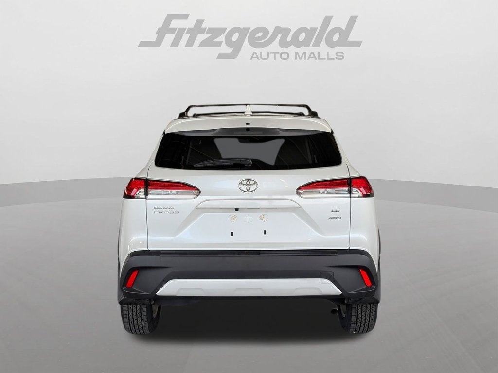2024 Toyota Corolla Cross LE