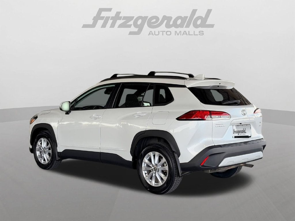 2024 Toyota Corolla Cross LE