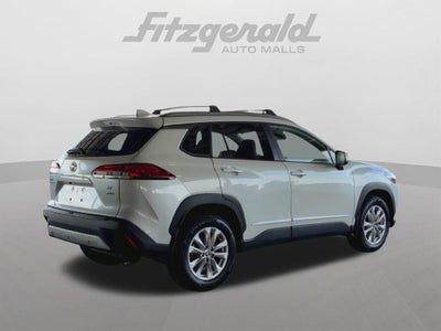 2024 Toyota Corolla Cross LE