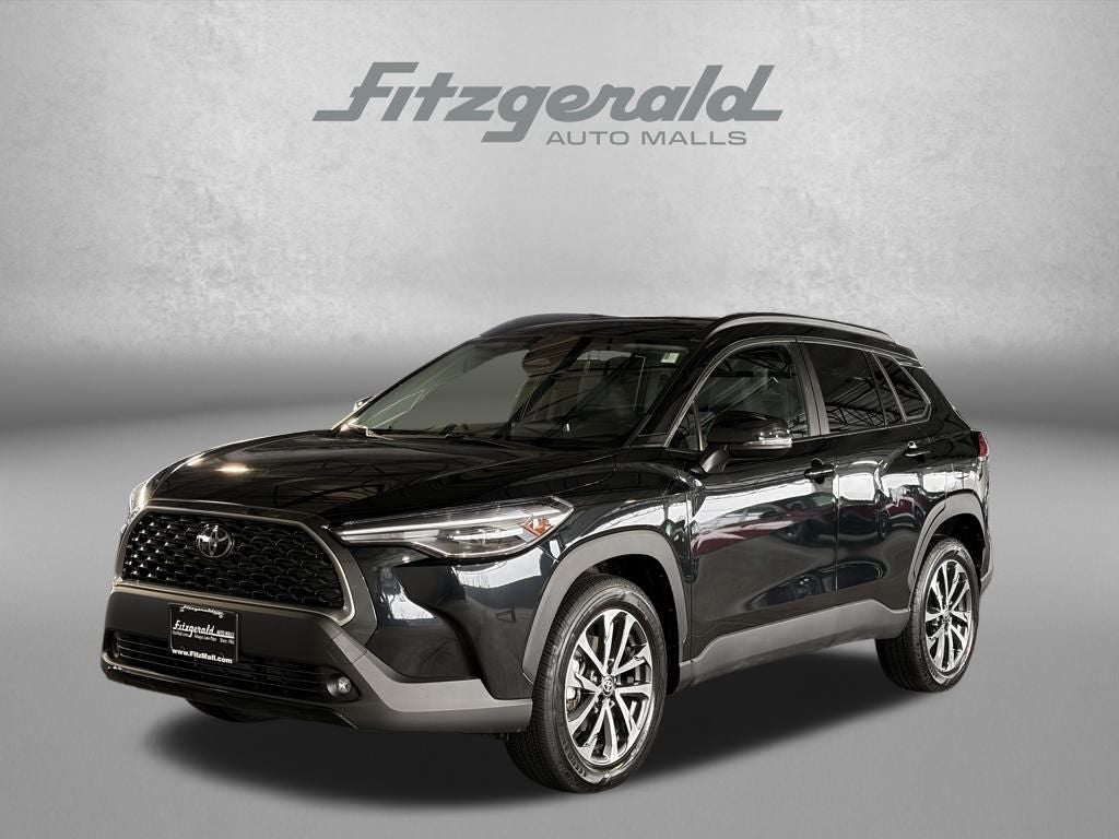 Certified 2025 Toyota Corolla Cross XLE with VIN 7MUEAAAG4SV123715 for sale in Northfield, Minnesota