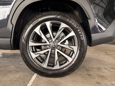 2025 Toyota Corolla Cross XLE